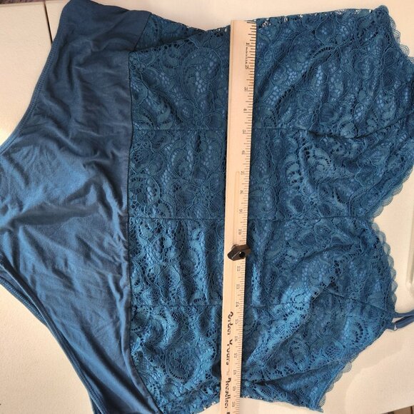 Torrid Bodysuit Womens Plus Size 3 Blue Lace Adjustable Straps Snap - Picture 7 of 13